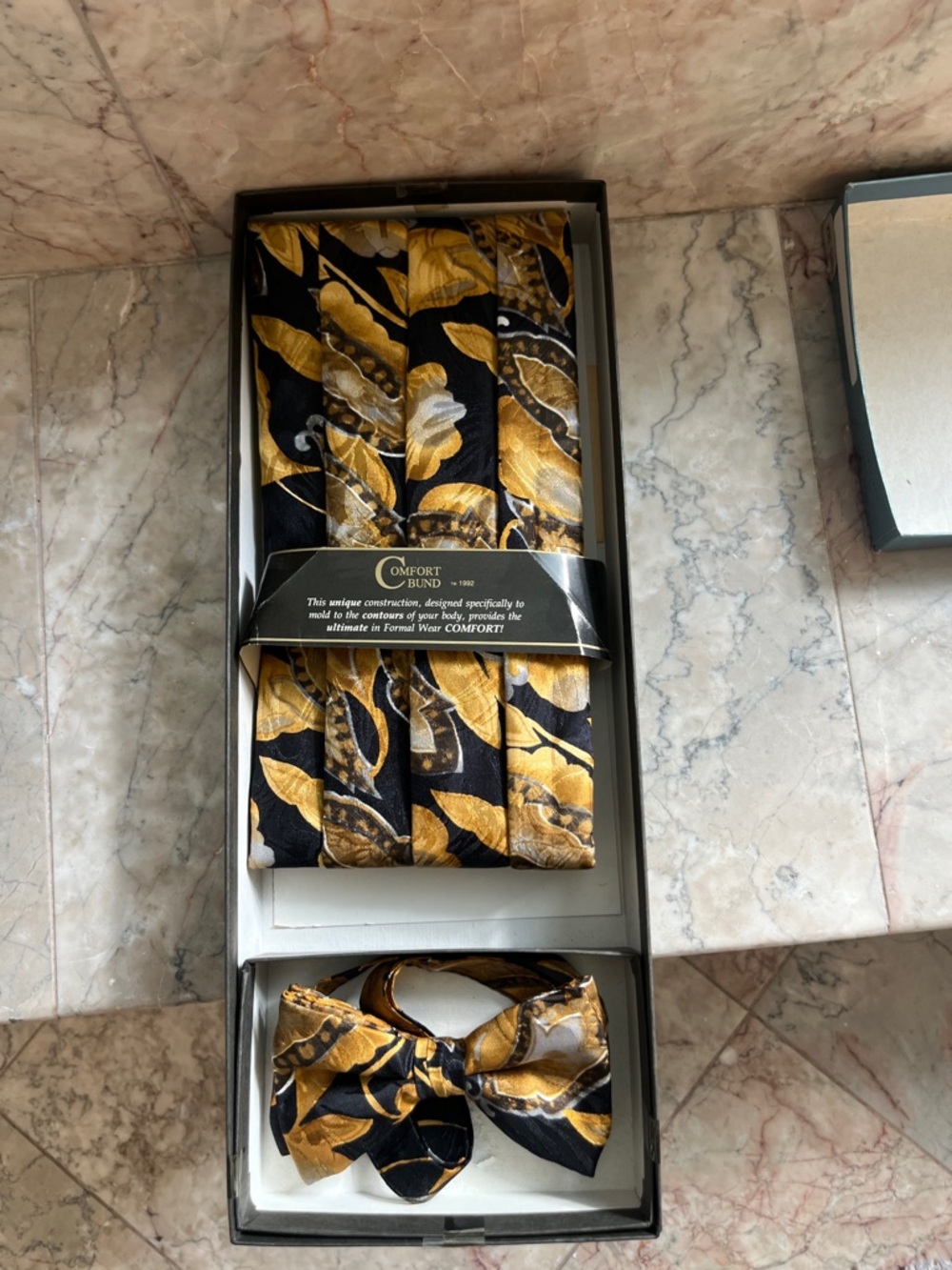 Black & Gold Leaf Pattern Bow Tie and Cummerbund Set
